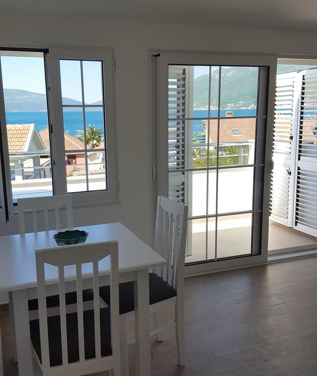 Apartment Milas Tivat Eksteriør billede